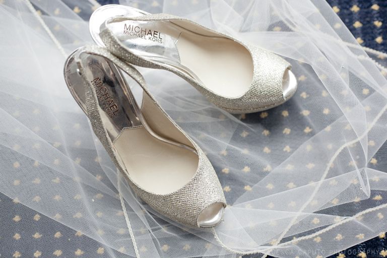 montauk-yacht-club-wedding-photo_02