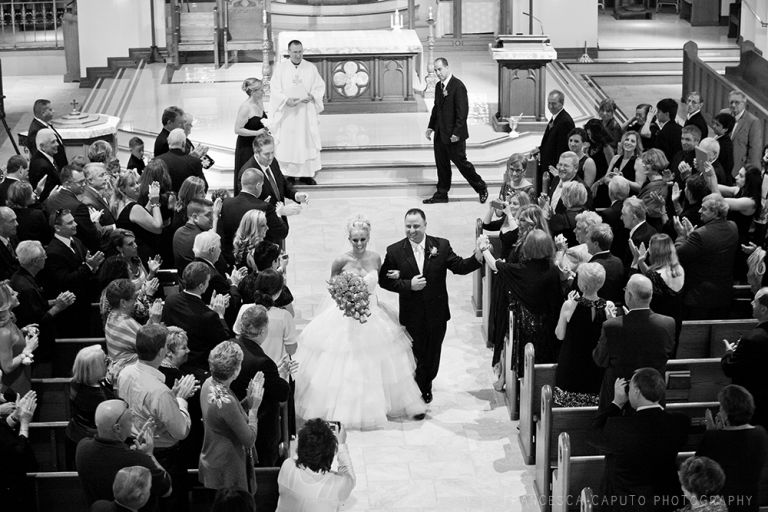 montauk-yacht-club-wedding-photo_17