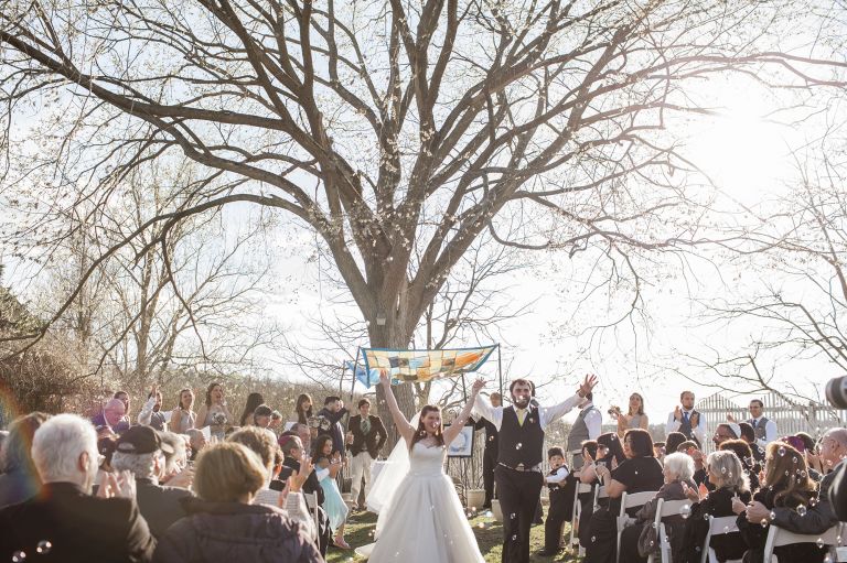 feast-at-round-hill-ny-wedding-photo_22