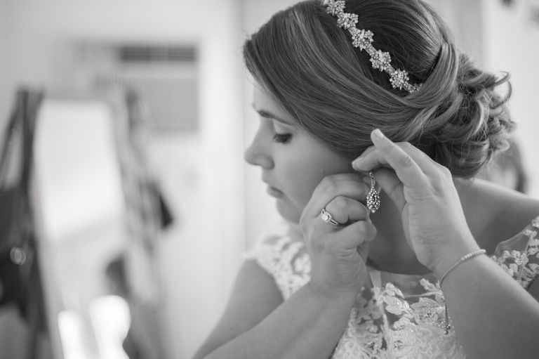 rockville-bridgeview-yacht-club-wedding-photo_08