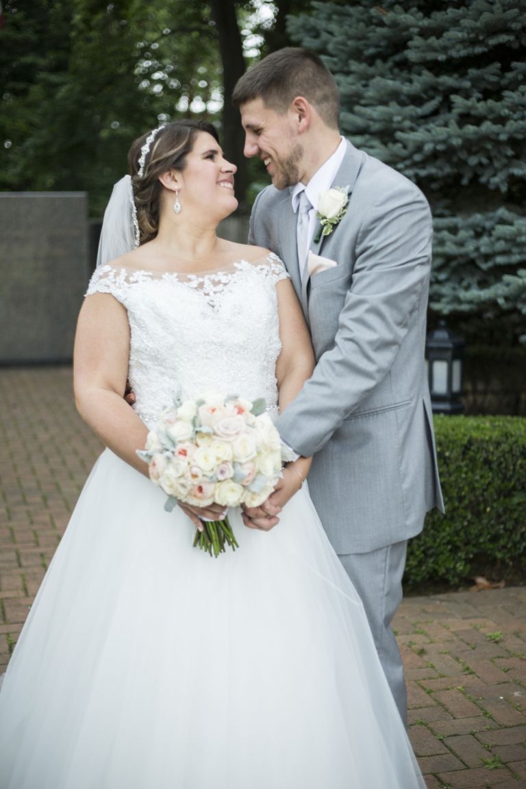 rockville-bridgeview-yacht-club-wedding-photo_15