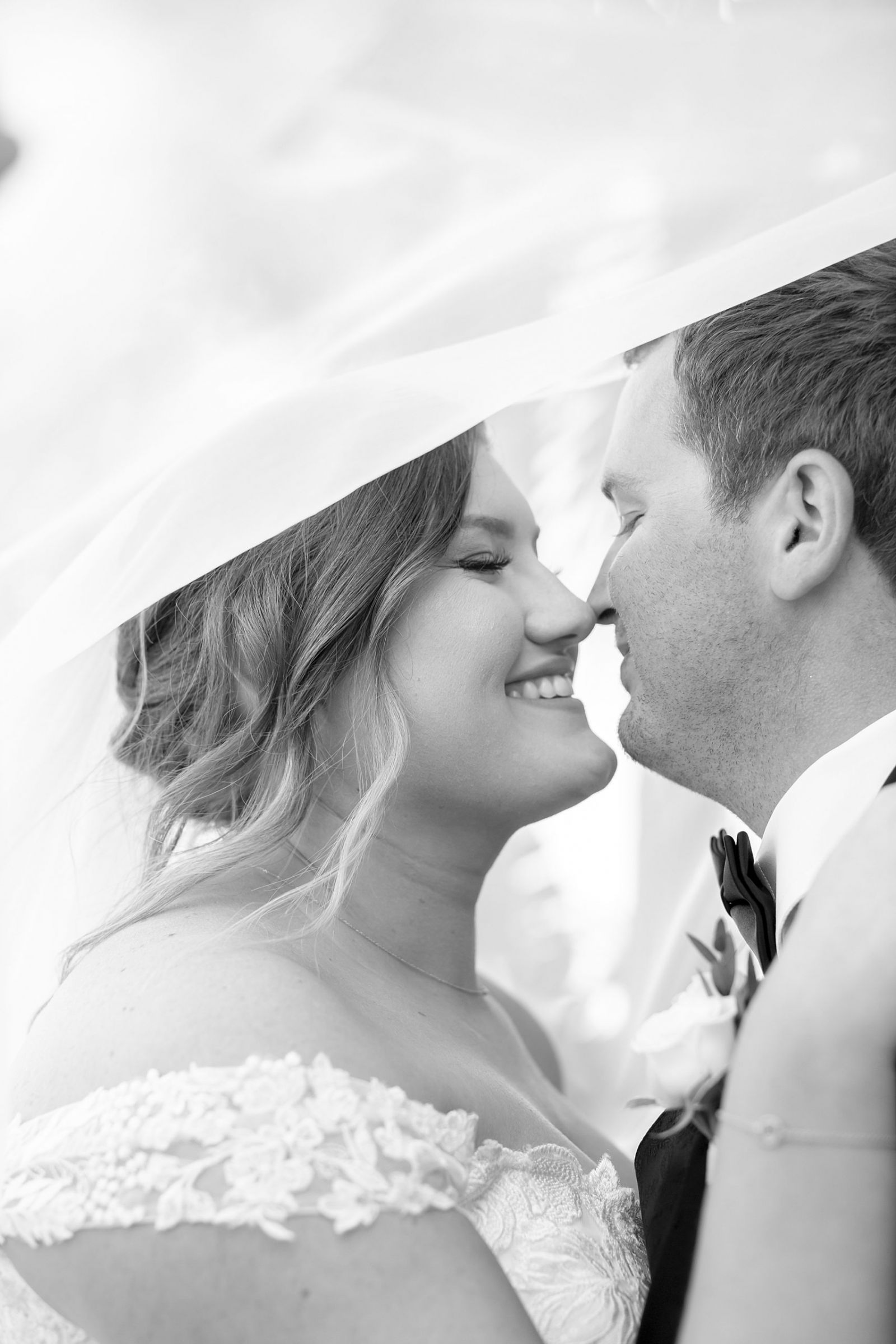 Bride and Groom Portraits at Embassy Suites St Augustine